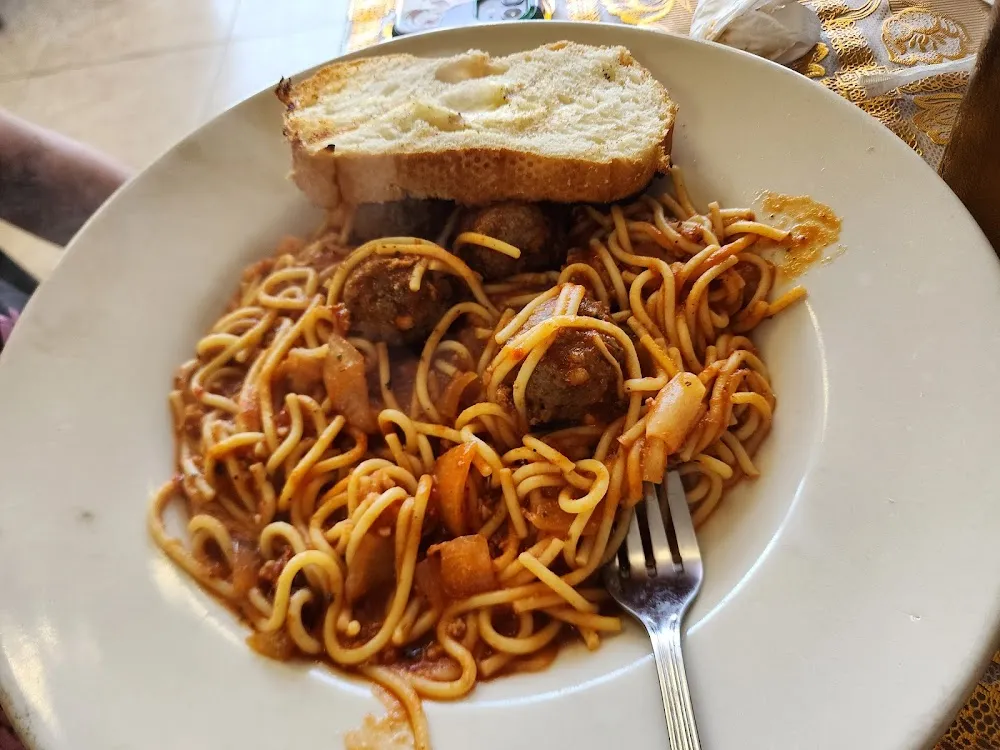 Spaghetti & Meatballs